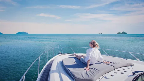 Boat Hire: A Budget-Friendly Vacation Option