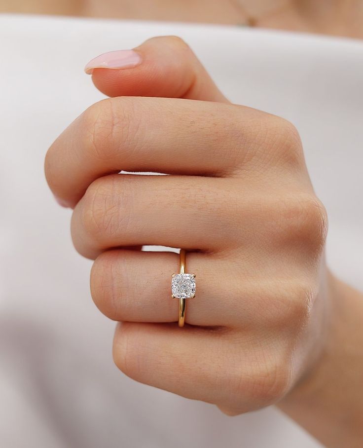 Delicate & Refined: Explore Lily Arkwright’s Petite Lab Diamond Rings