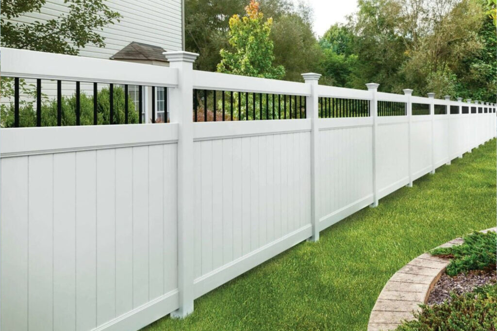 How to Choose the Right Vinyl Fence Company for Your Project